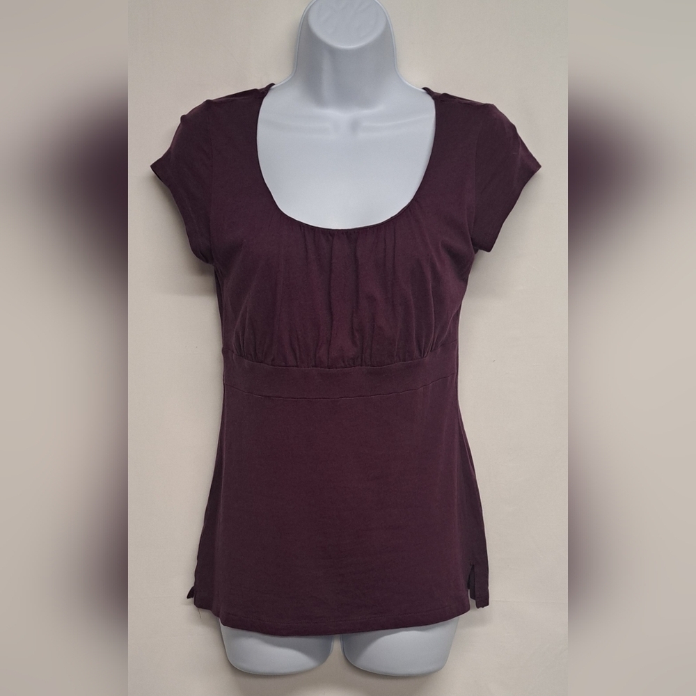 Ann Taylor S Purple Peplum Top Gathered Bodice Cap Sleeve